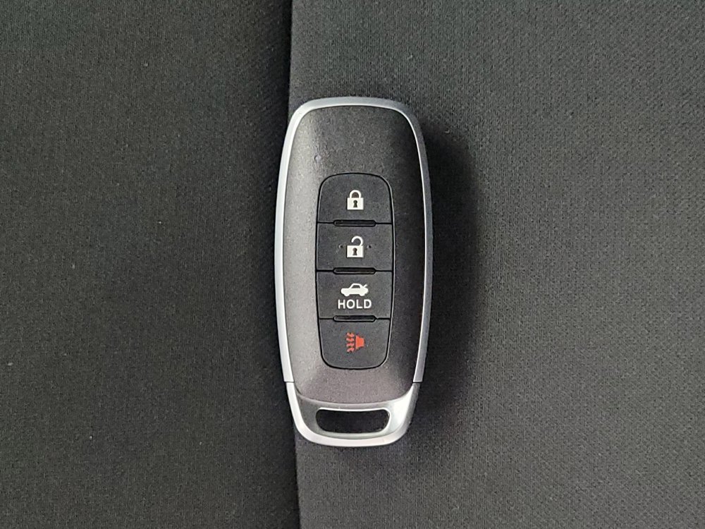 Used 2025 Nissan Sentra S FWD image 32
