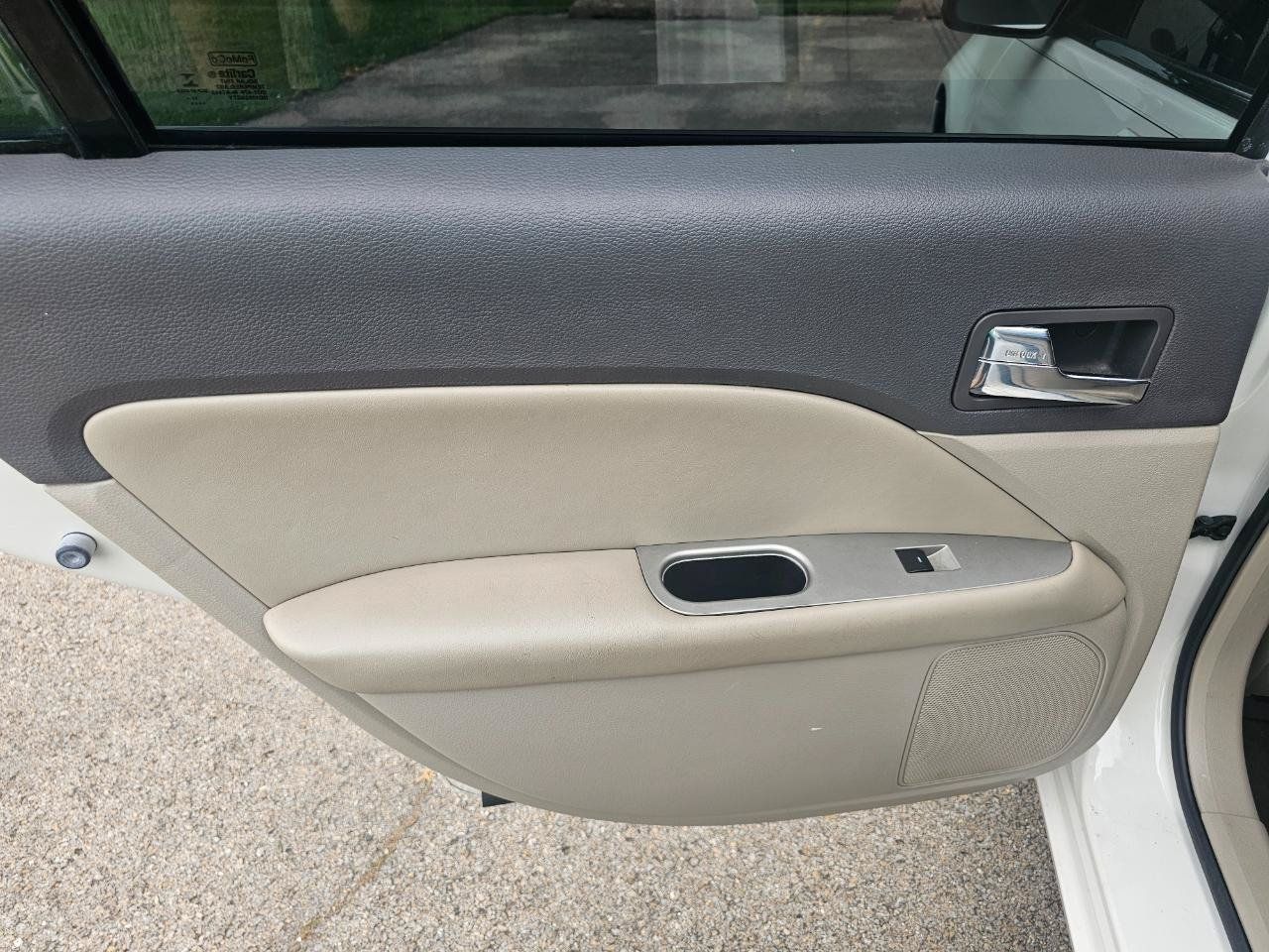 Used 2012 Ford Fusion SEL FWD image 19