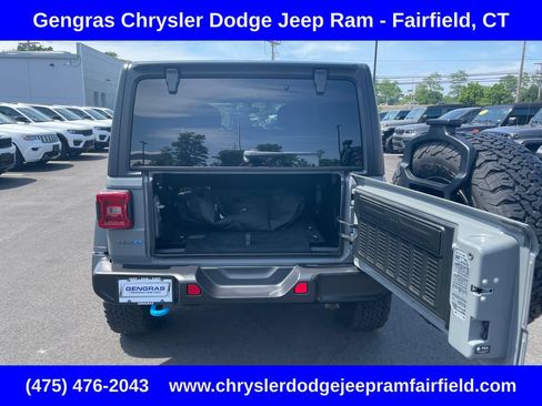 Used 2023 Jeep Wrangler Unlimited Rubicon 4xe w/ Cold Weather Group AWD/4WD image 25