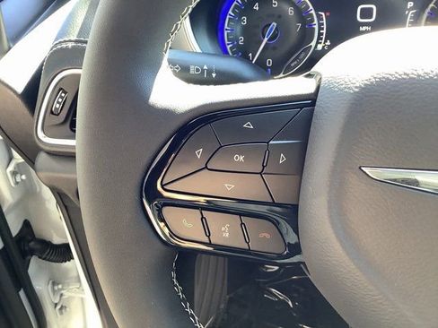 New 2026 Chrysler Pacifica Limited w/ S Appearance Package image 13