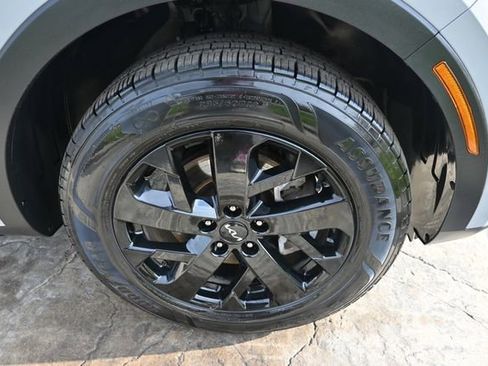 Used 2022 Kia Sorento S w/ Panoramic Sunroof Package image 11