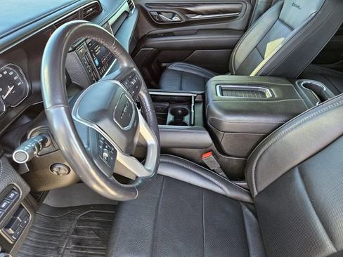 Used 2021 GMC Yukon Denali w/ Denali Ultimate Package image 14