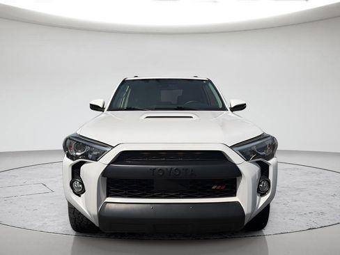 Used 2020 Toyota 4Runner TRD Off-Road Premium w/ Moonroof Package AWD/4WD image 2