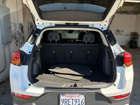 Used 2025 Buick Encore GX Preferred image 30