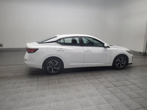 Used 2024 Nissan Sentra SV FWD image 10