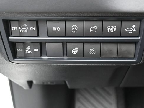 Certified 2026 Toyota Tundra Platinum AWD/4WD image 16