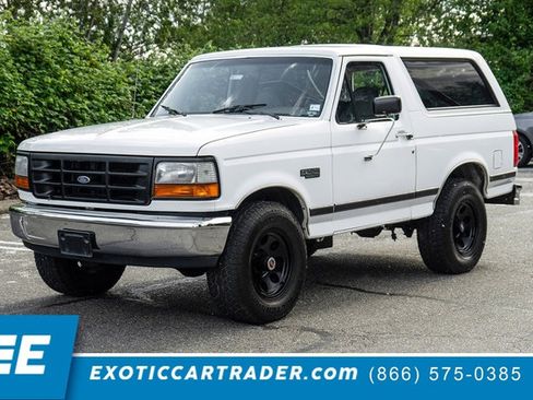 Used 1992 Ford Bronco Custom AWD/4WD image 1