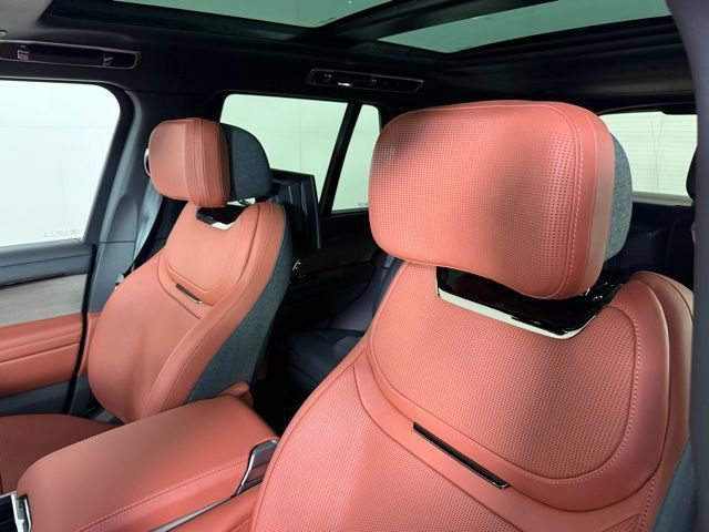 New 2026 Land Rover Range Rover SV AWD/4WD image 14