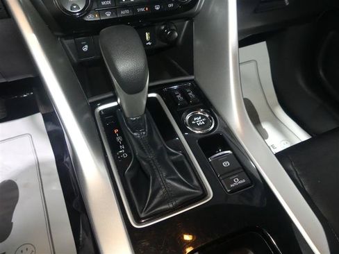Used 2022 Mitsubishi Eclipse Cross SEL AWD/4WD image 37