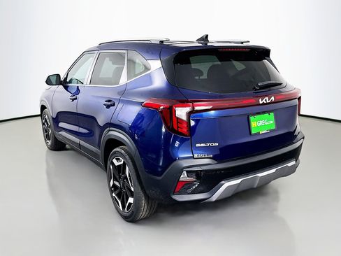 Used 2024 Kia Seltos SX w/ SX Sunroof Package AWD/4WD image 7