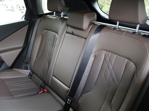 Used 2025 BMW X3 xDrive30i w/ Premium Package image 30