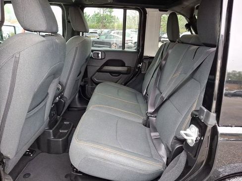 Used 2025 Jeep Wrangler Unlimited Sahara w/ Safety Group image 12