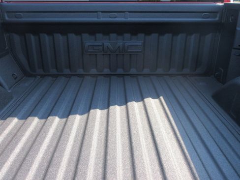 New 2026 GMC Sierra 1500 SLT w/ SLT Premium Plus Package image 7