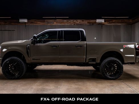 Used 2026 Ford F250 4x4 Crew Cab Super Duty image 6