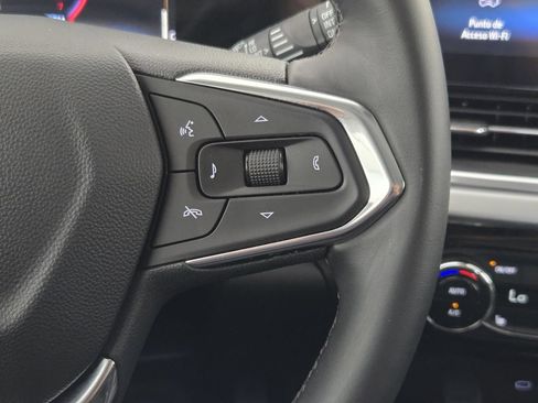 New 2026 Chevrolet Trax LT w/ Driver Confidence Package FWD image 32
