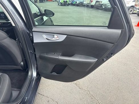 Used 2023 Kia Forte LXS FWD image 33