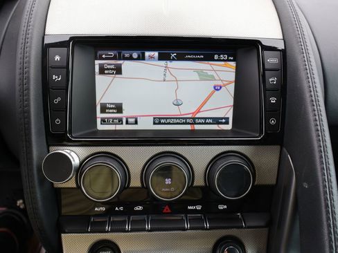 Used 2017 Jaguar F-TYPE Coupe image 31