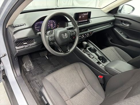Used 2023 Honda Accord EX image 15