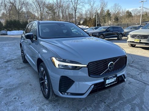 New 2026 Volvo XC60 B5 Plus w/ Climate Package image 2
