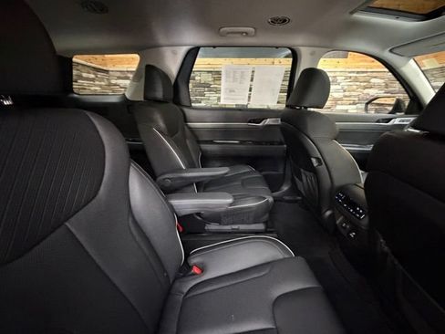 Certified 2024 Hyundai Palisade SEL w/ Premium Package AWD/4WD image 36