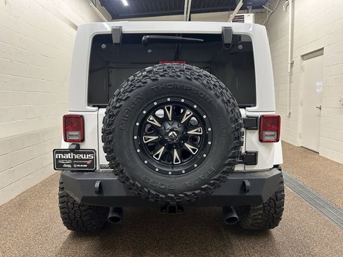 Used 2015 Jeep Wrangler Unlimited Sahara w/ Trailer Tow Group image 3