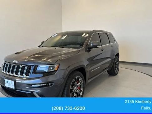 Used 2015 Jeep Grand Cherokee SRT w/ Luxury Group II AWD/4WD image 3