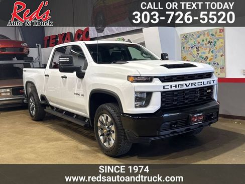 Used 2022 Chevrolet Silverado 2500 Custom w/ Custom Value Package AWD/4WD image 1
