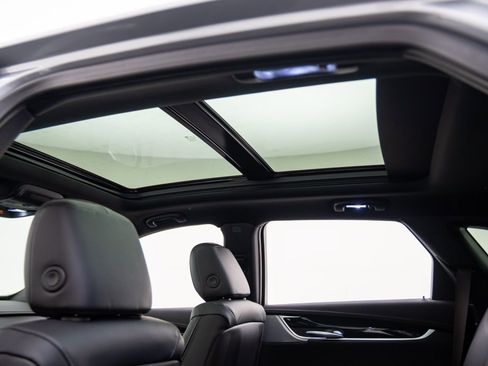 New 2026 Cadillac XT5 Premium Luxury image 18