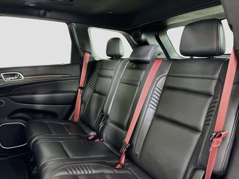 Used 2018 Jeep Grand Cherokee Trackhawk AWD/4WD image 29