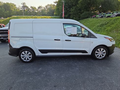 Used 2023 Ford Transit Connect XL FWD image 2