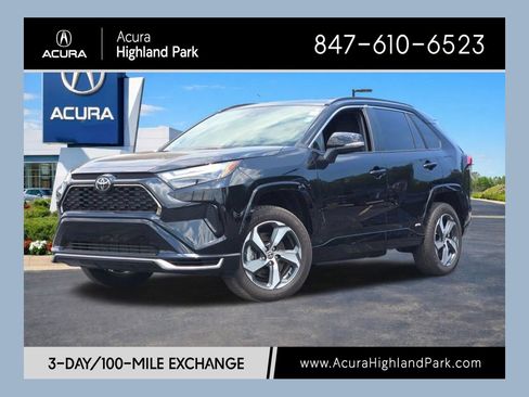 Used 2025 Toyota RAV4 SE AWD/4WD image 1