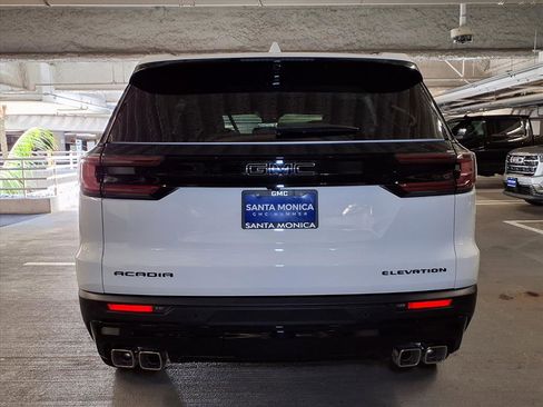 New 2026 GMC Acadia Elevation w/ Black Edition image 9