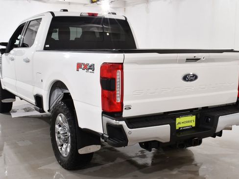 Used 2023 Ford F250 Lariat w/ Chrome Package image 14