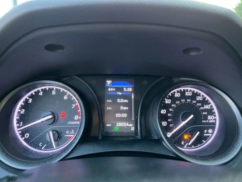 Used 2023 Toyota Camry SE image 17