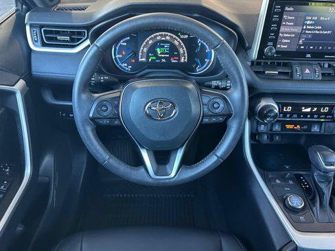 Used 2021 Toyota RAV4 XSE AWD/4WD image 13