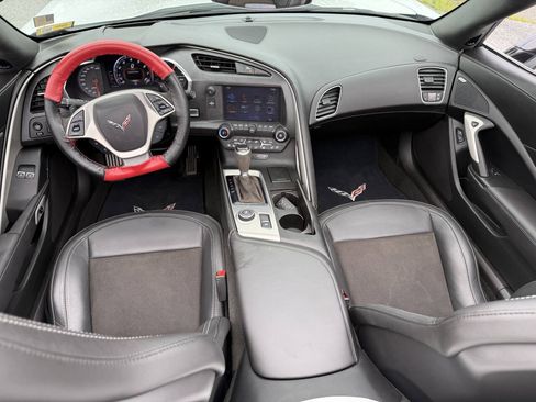 Used 2017 Chevrolet Corvette Stingray Convertible w/ 2LT Preferred Equipment Group RWD image 12