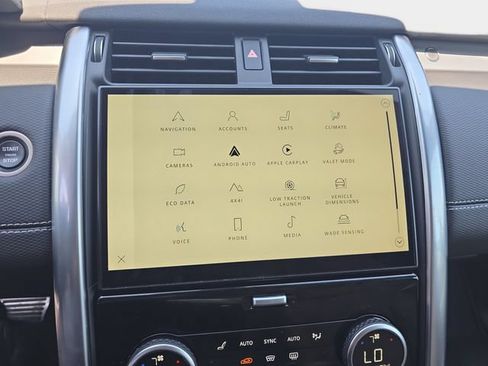 Certified 2024 Land Rover Discovery Dynamic SE AWD/4WD image 25