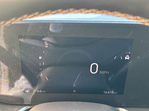 Used 2025 Buick Encore GX Preferred image 40