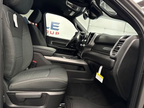 New 2026 RAM 2500 Big Horn AWD/4WD image 38
