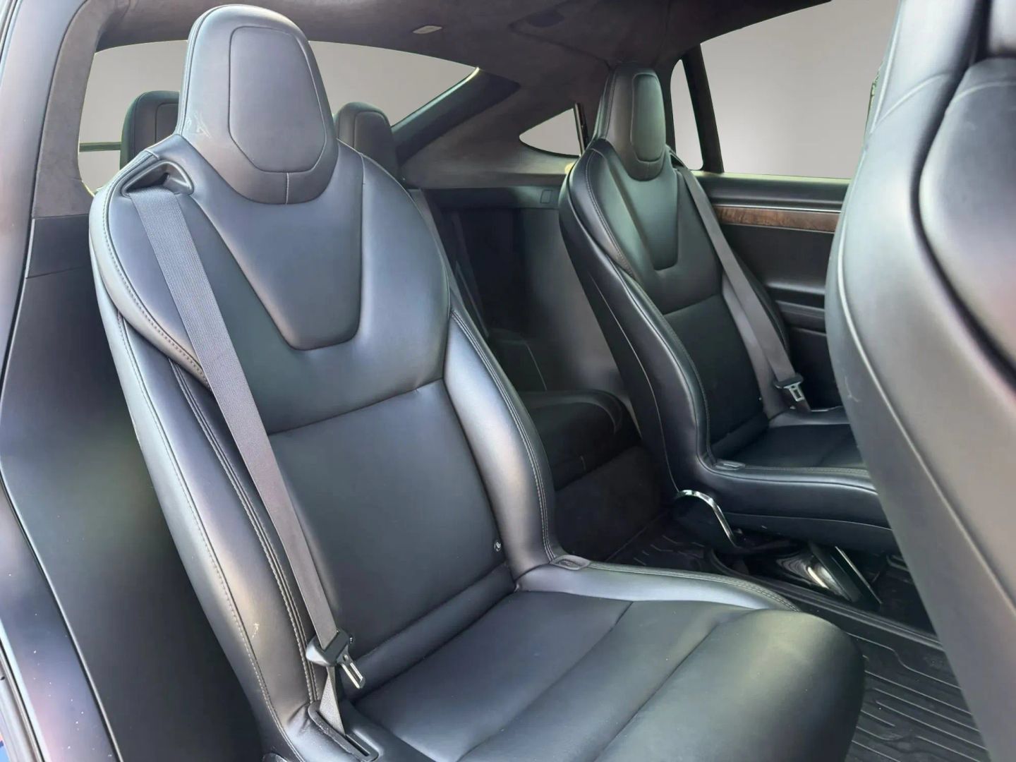 Used 2017 Tesla Model X 75D AWD/4WD image 18