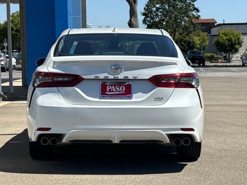 Used 2023 Toyota Camry XSE FWD image 4