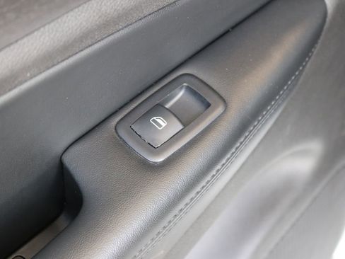 Used 2018 Jeep Grand Cherokee Altitude AWD/4WD image 22