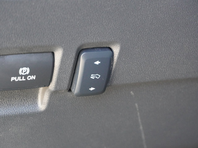 Used 2024 Ford F250 Lariat w/ Sport Appearance Package AWD/4WD image 33