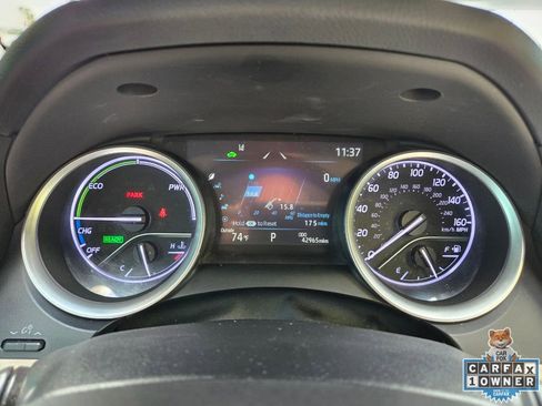 Used 2022 Toyota Camry XLE w/ Navigation Upgrade Package FWD image 29
