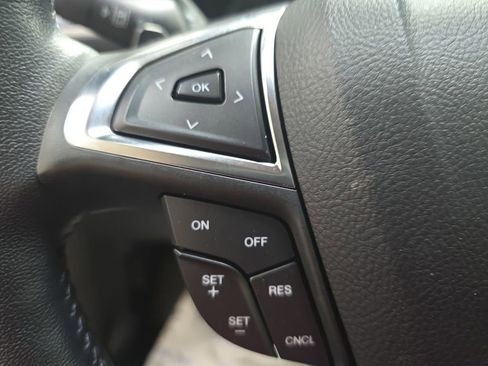 Used 2024 Ford Edge SEL w/ Convenience Package image 19