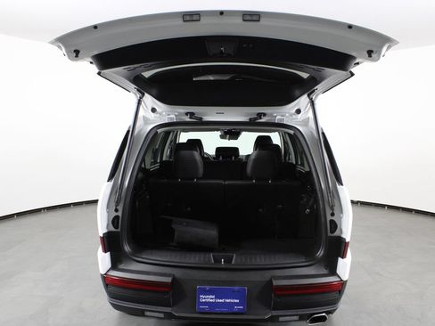 Used 2024 Hyundai Santa Fe SEL FWD image 17