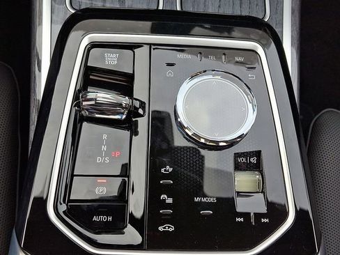 New 2025 BMW 750e xDrive 750e xDrive w/ Executive Package image 14