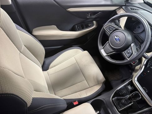 Certified 2025 Subaru Outback Premium image 9