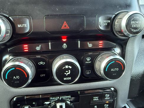 Used 2023 RAM 1500 Big Horn image 19