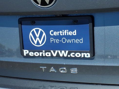 Certified 2023 Volkswagen Taos SE w/ Black Wheel Package image 15